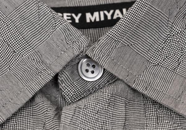ISSEY MIYAKE MEN Glen Check Wrinkle Pleat Shirt Gray Size 4