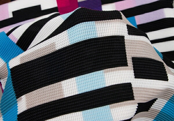 ISSEY MIYAKE me Color Block 3/4 Sleeve Pleats Top Size F