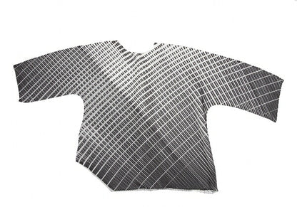 PLEATS PLEASE Polyester Line Print White Black Blouse Size 3