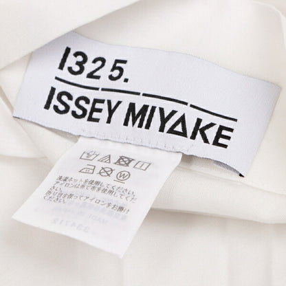 ISSEY MIYAKE 132 5. Pleated Square T-Shirt White Size 2