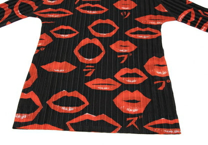 PLEATS PLEASE 15AW Lip Print Turtleneck Blouse Black Size 3
