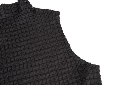ISSEY MIYAKE Slanted Box Pleat Sleeveless Top Black Size 3