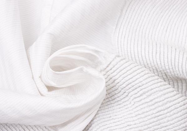 ISSEY MIYAKE 3D Steam Stretch Pleat Jacket White Size 2