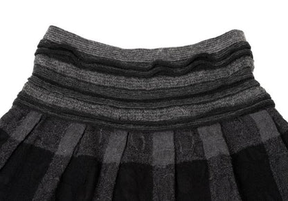 ISSEY MIYAKE HaaT Openwork Wool Check Skirt Black Size 2