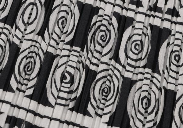 ISSEY MIYAKE Pleated Patterned Wrap Skirt Size 2