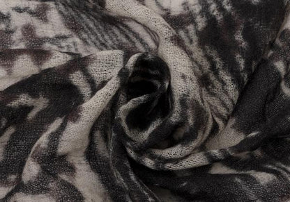 Lucien PellatFinet Cashmere Skull Print Scarf Beige Size F