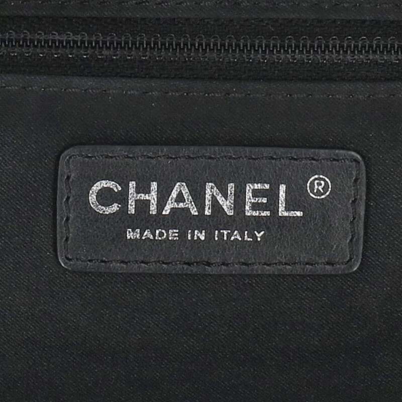 CHANEL Lambskin Chain Tote Bag Black/Silver Size ONE SIZE