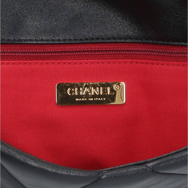CHANEL 19 Maxi Flap Shiny Lambskin 2-Way Bag Size ONE SIZE