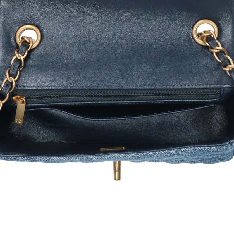 CHANEL Mini Matelasse 20 Gradient Denim Chain Bag Size 20
