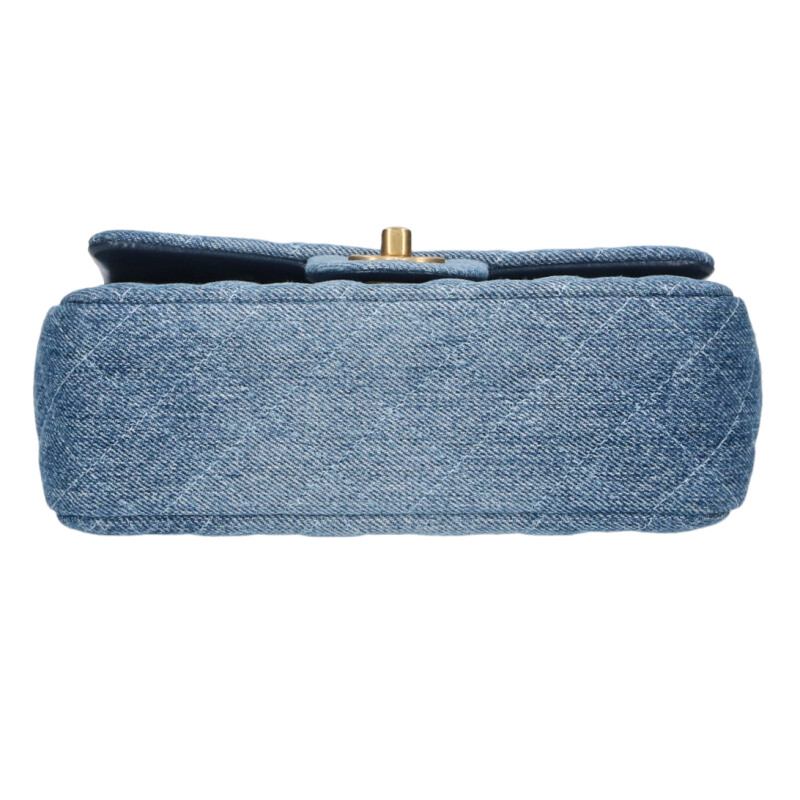 CHANEL Mini Matelasse 20 Gradient Denim Chain Bag Size 20
