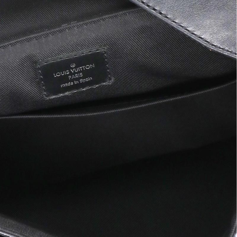 LOUISVUITTON M46255 District PM NV3 Shoulder Bag Black