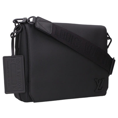 LOUISVUITTON Black Aerogram Calfskin Leather Messenger Bag