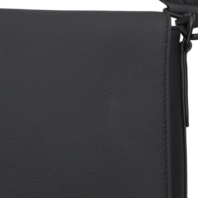 LOUISVUITTON Black Aerogram Calfskin Leather Messenger Bag