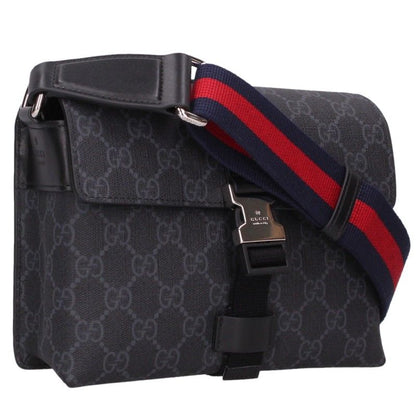 GUCCI Black GG Supreme Shoulder Bag