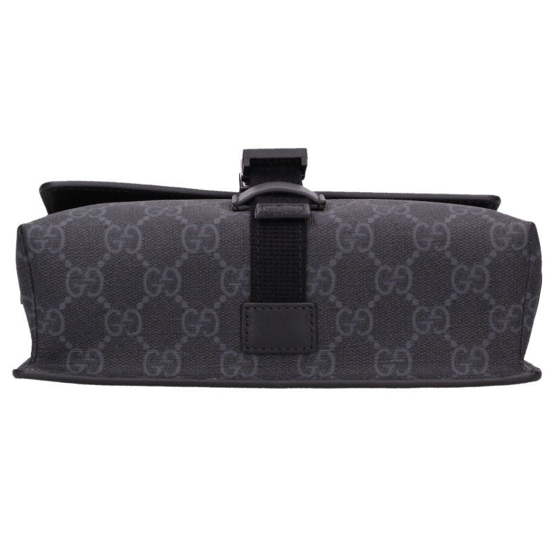 GUCCI Black GG Supreme Shoulder Bag