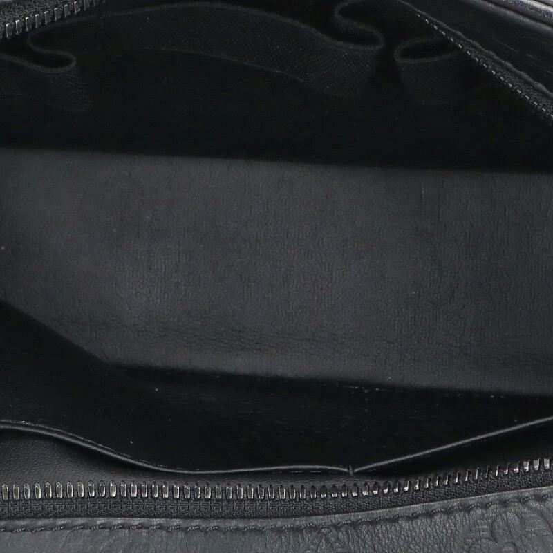 Louis Vuitton Leather Pouch Black Size GM