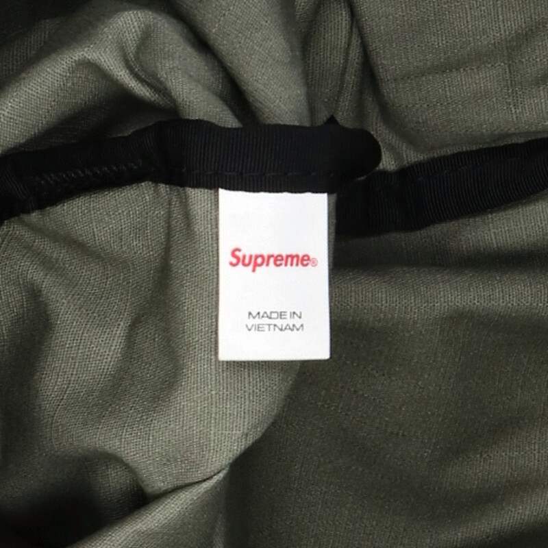 SUPREME Velvet Backpack w/ Pin Badge Red Size ONE SIZE