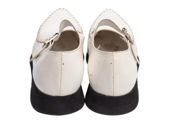 COMME des GARCONS Kagari Stitch Leather Sneakers Size 24.5CM