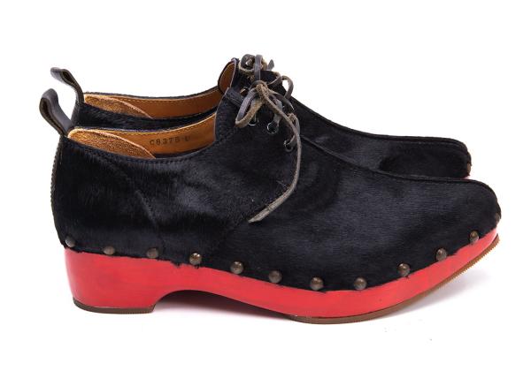 KISSA Red Sole Pony Hair Leather Black Red Sneakers Size 24.5CM