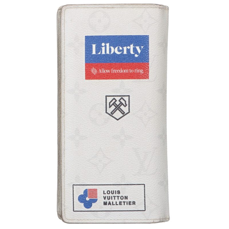 Louis Vuitton Brazza Wallet White