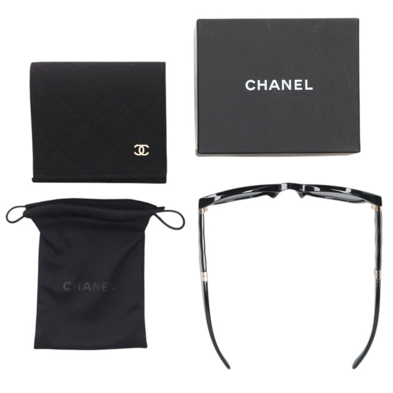 CHANEL Foldable Matelasse Sunglasses Size ONE SIZE