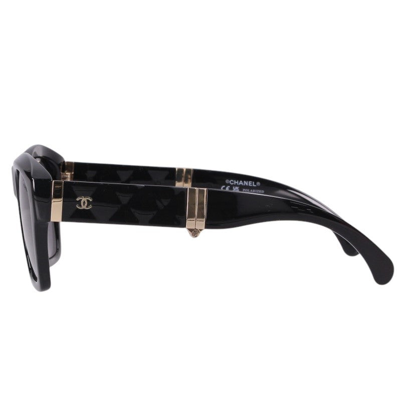 CHANEL Coco Mark Matelasse Sunglasses Black