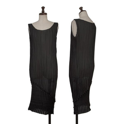 ISSEY MIYAKE Pleated Hem Sleeveless Dress Black Size M