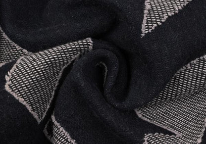 ISSEY MIYAKE MEN Indigo Graphic Jacquard Denim Size 3