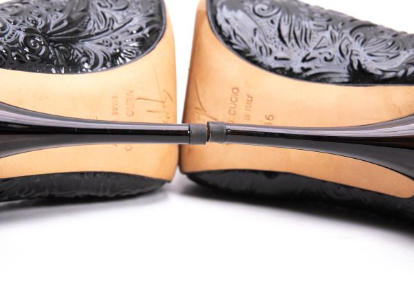 GIUSEPPE ZANOTTI Patent Embossed Heels Black Size 36 (22cm)