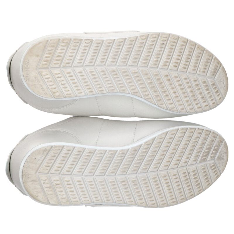 LOUISVUITTON Butter Soft Sneakers White Size 9