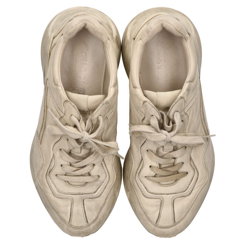 GUCCI Distressed Sneakers White Size 7