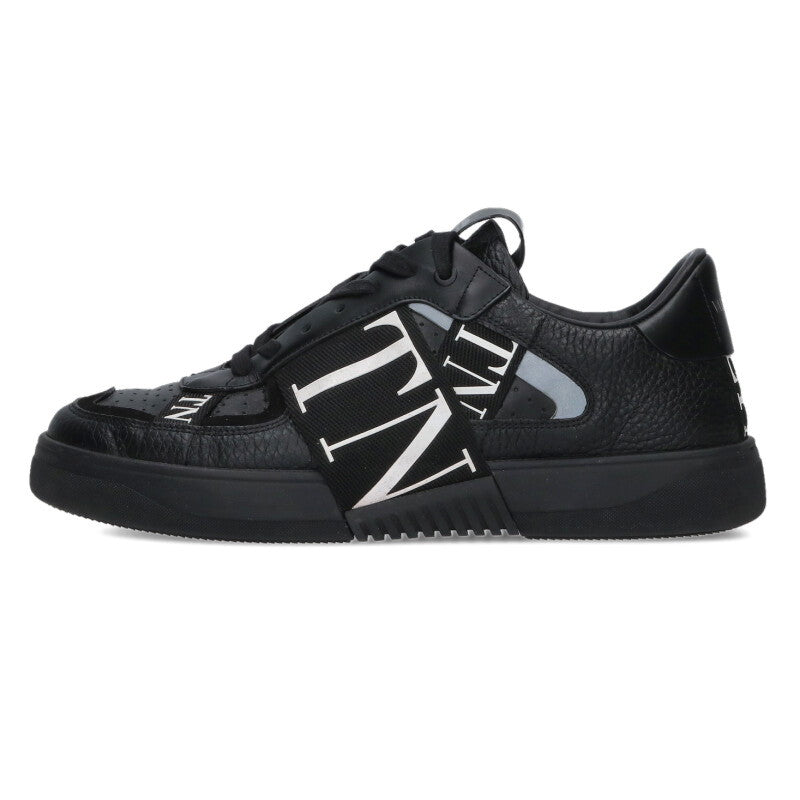 Valentino Garavani Embossed Logo Leather Low-Top Size 7.5