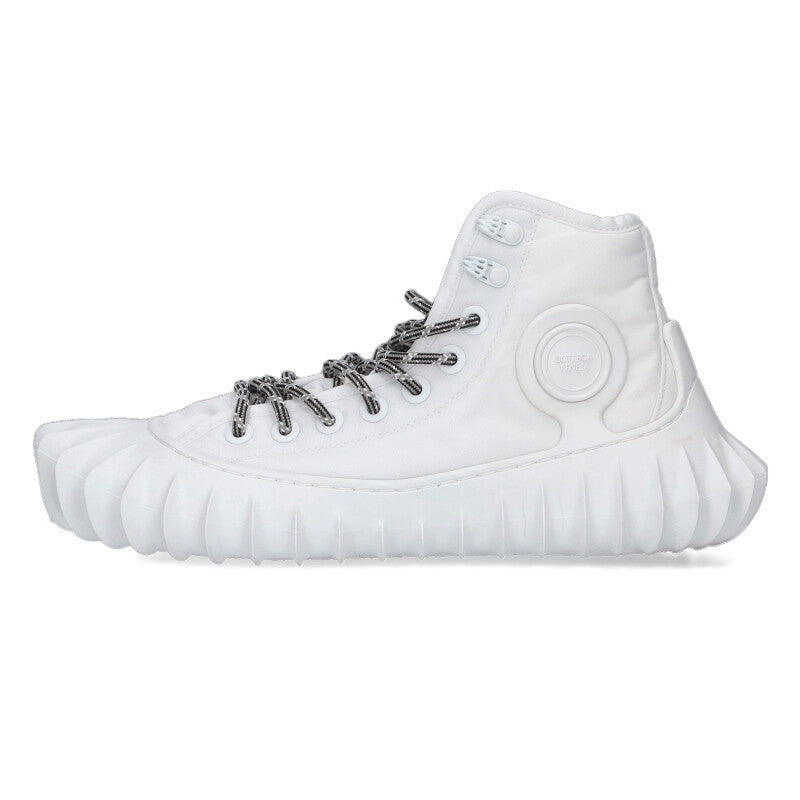 BOTTEGA VENETA Denver High Top Rubber Sneakers Size 7.5