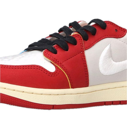 NIKE Jordan 1 Retro Low OG Trophy Room Size 9.5