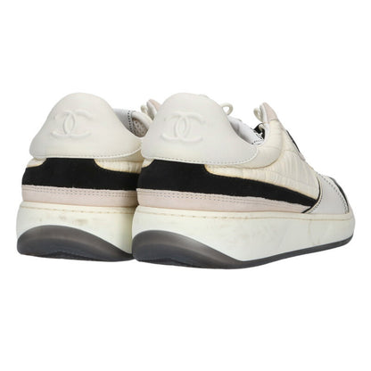 CHANEL Coco Mark Quilted Low-Top Sneaker White Size 8.5
