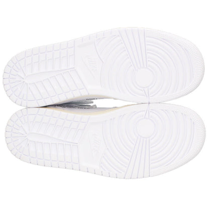 V.A.A x Nike Air Jordan 1 Retro High OG White Size 9.5
