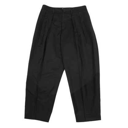 ISSEY MIYAKE Stretch Tuck Center Seam Pants Black Size 2