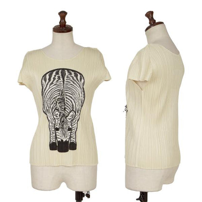 PLEATS PLEASE Pleats Zebra Patch T-Shirt Cream Size 3