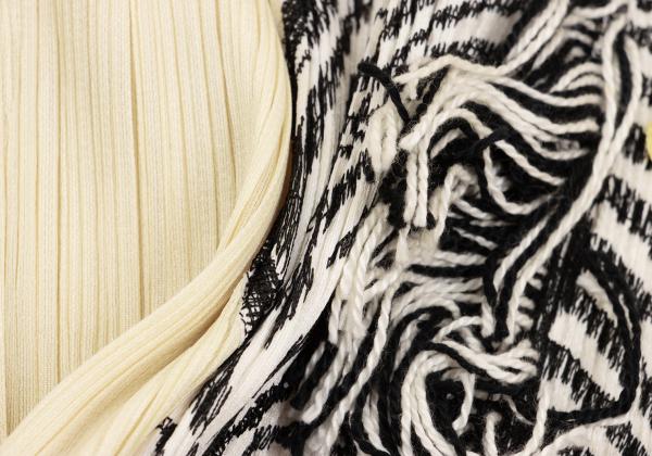 PLEATS PLEASE Pleats Zebra Patch T-Shirt Cream Size 3