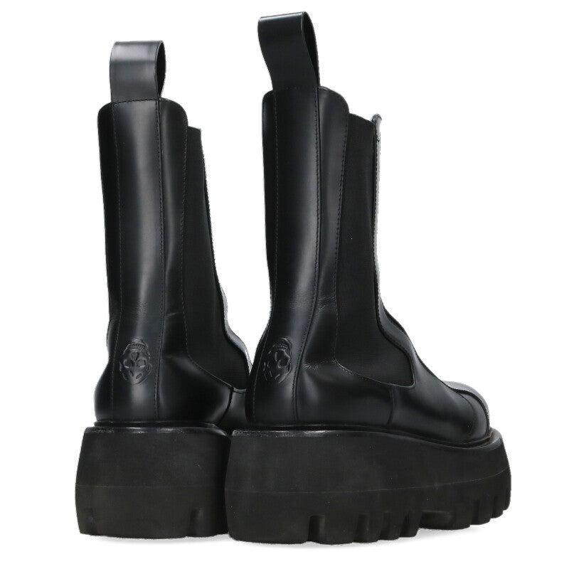 Alexander McQUEEN Black Chelsea Boots Size 8.5