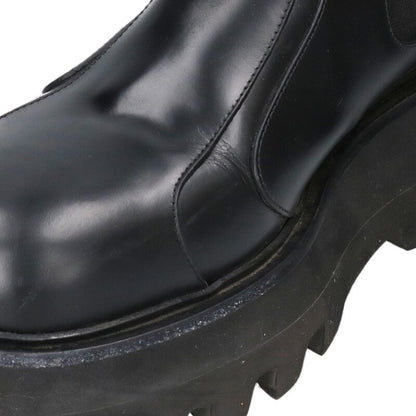 Alexander McQUEEN Black Chelsea Boots Size 8.5