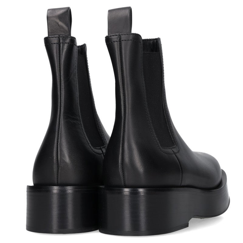 BOTTEGA VENETA Side Gore Chelsea Boots Black Size EU 39