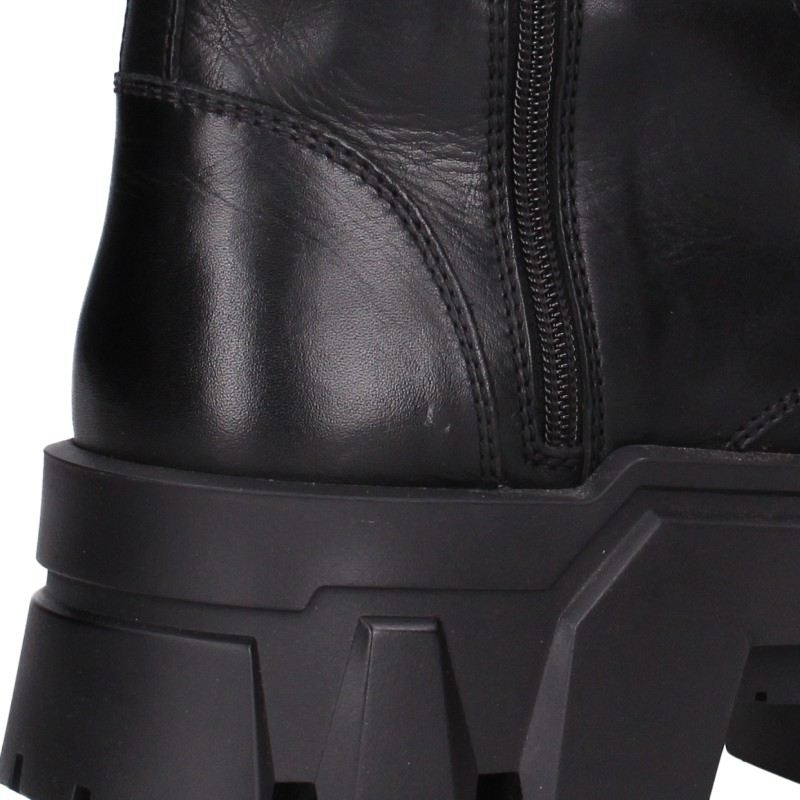 BALENCIAGA BULLDOZER Combat Boots Black Size EU 42