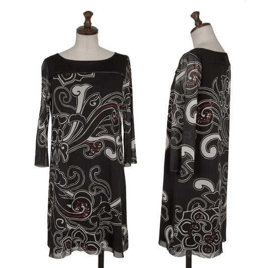 VIVIENNETAM Graphic Print Power Net Blouse