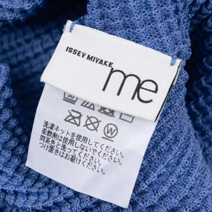 ISSEY MIYAKE me Blue Stretch Pleated T-Shirt Size F