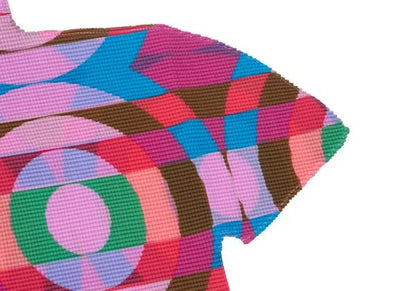 ISSEY MIYAKE me Psychedelic Pleats T-Shirt Pink Size F