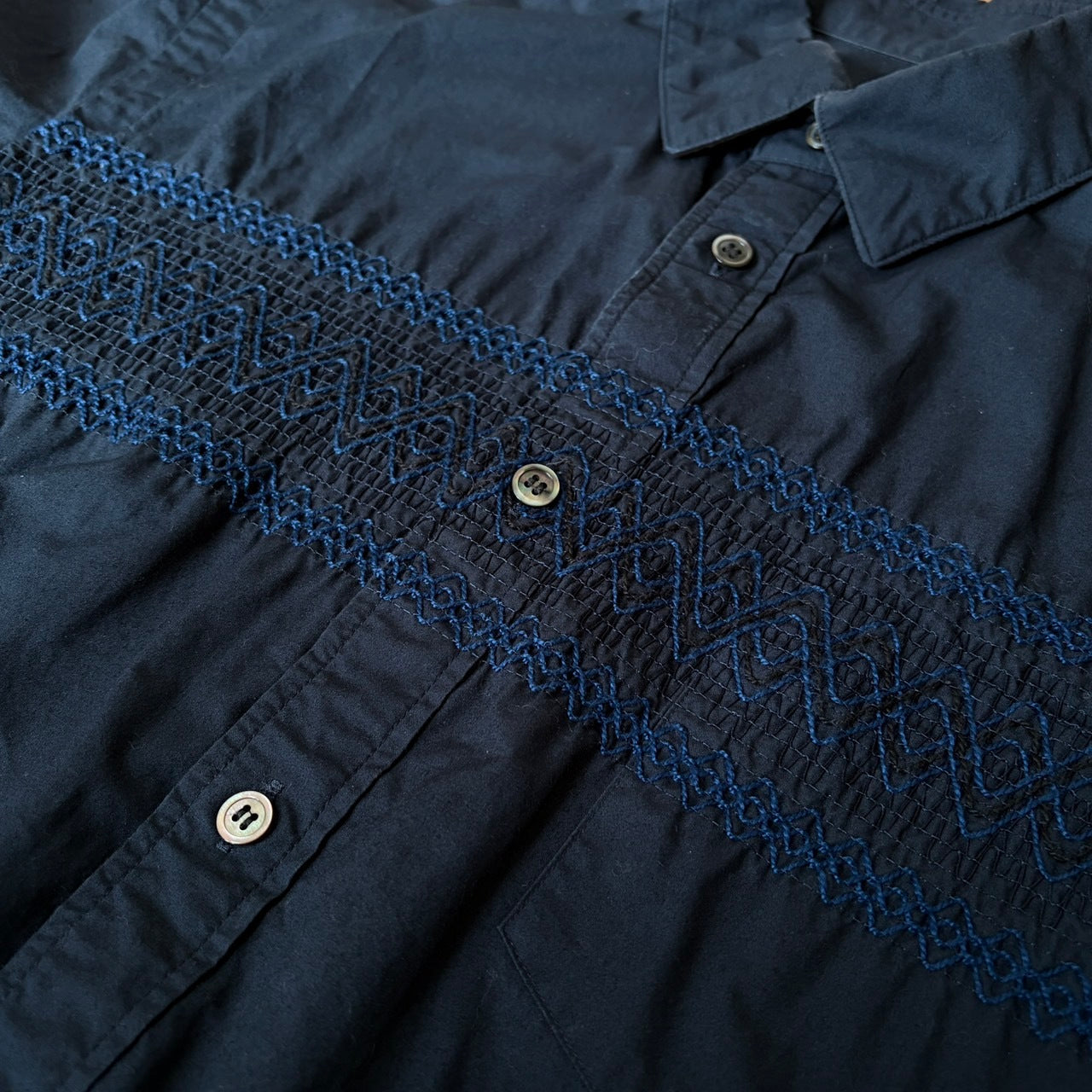 sacai SS18 Cotton Smocked Short-Sleeve Shirt Navy Size L
