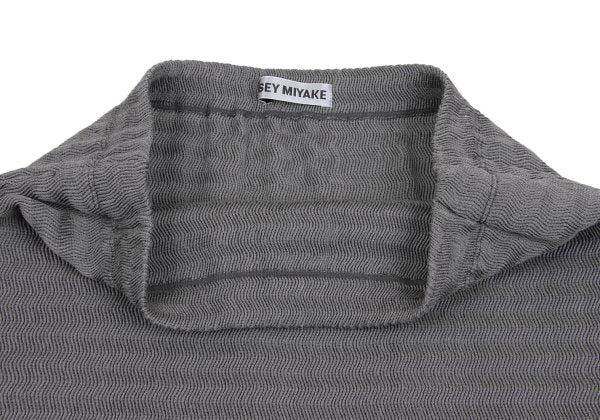 ISSEY MIYAKE Wave Stretch Pleated Skirt Gray Size 2