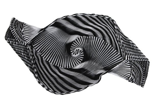 ISSEY MIYAKE 3D Steam Stretch Pleated Stripe Black Size M