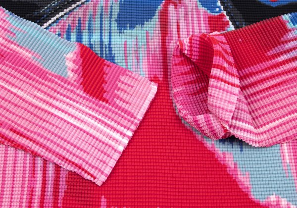 ISSEY MIYAKE me Pink Stretch Pleat Graphic Long Sleeve Shirt Size F